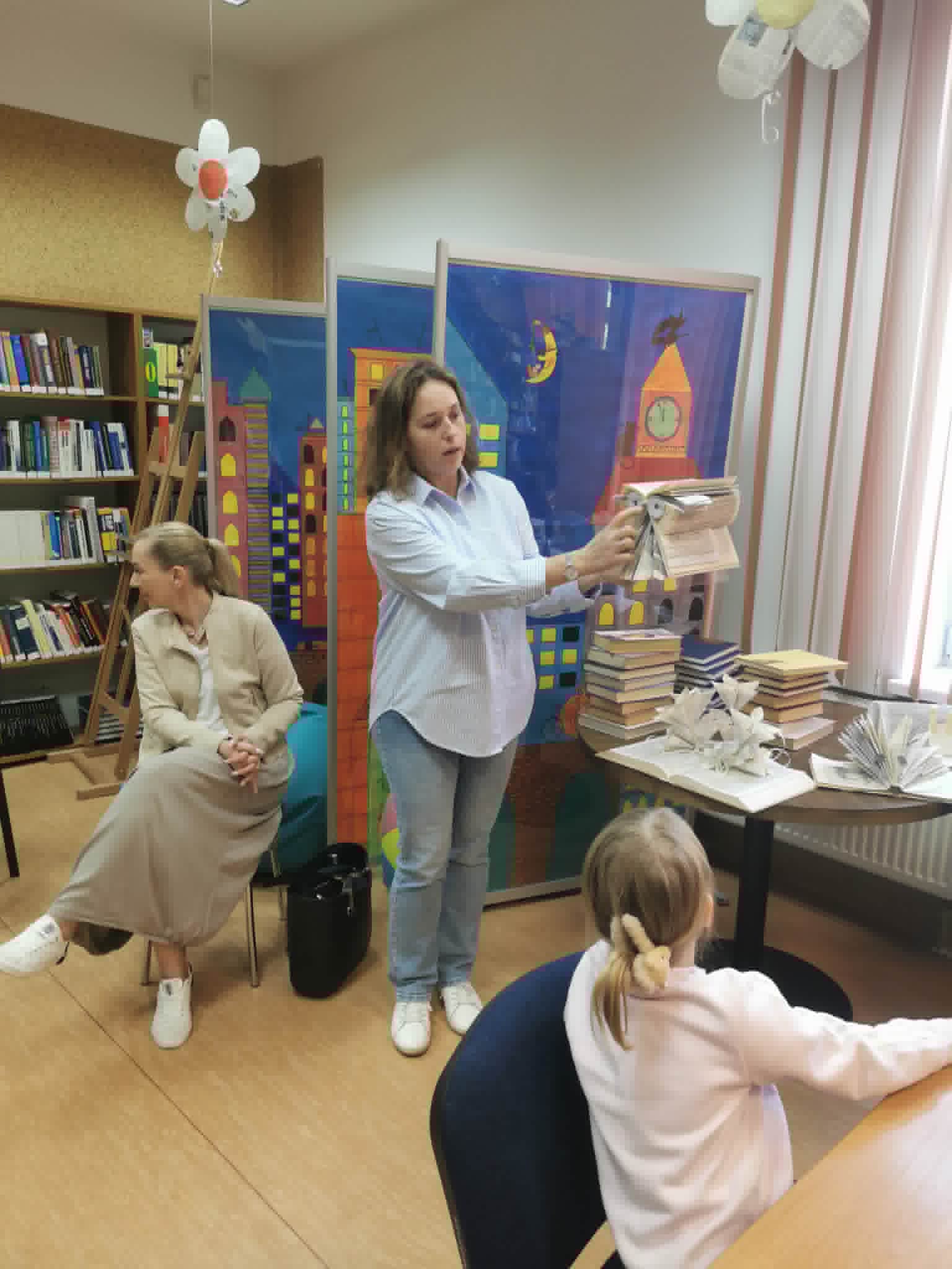 uczestnicy warsztatów book origami