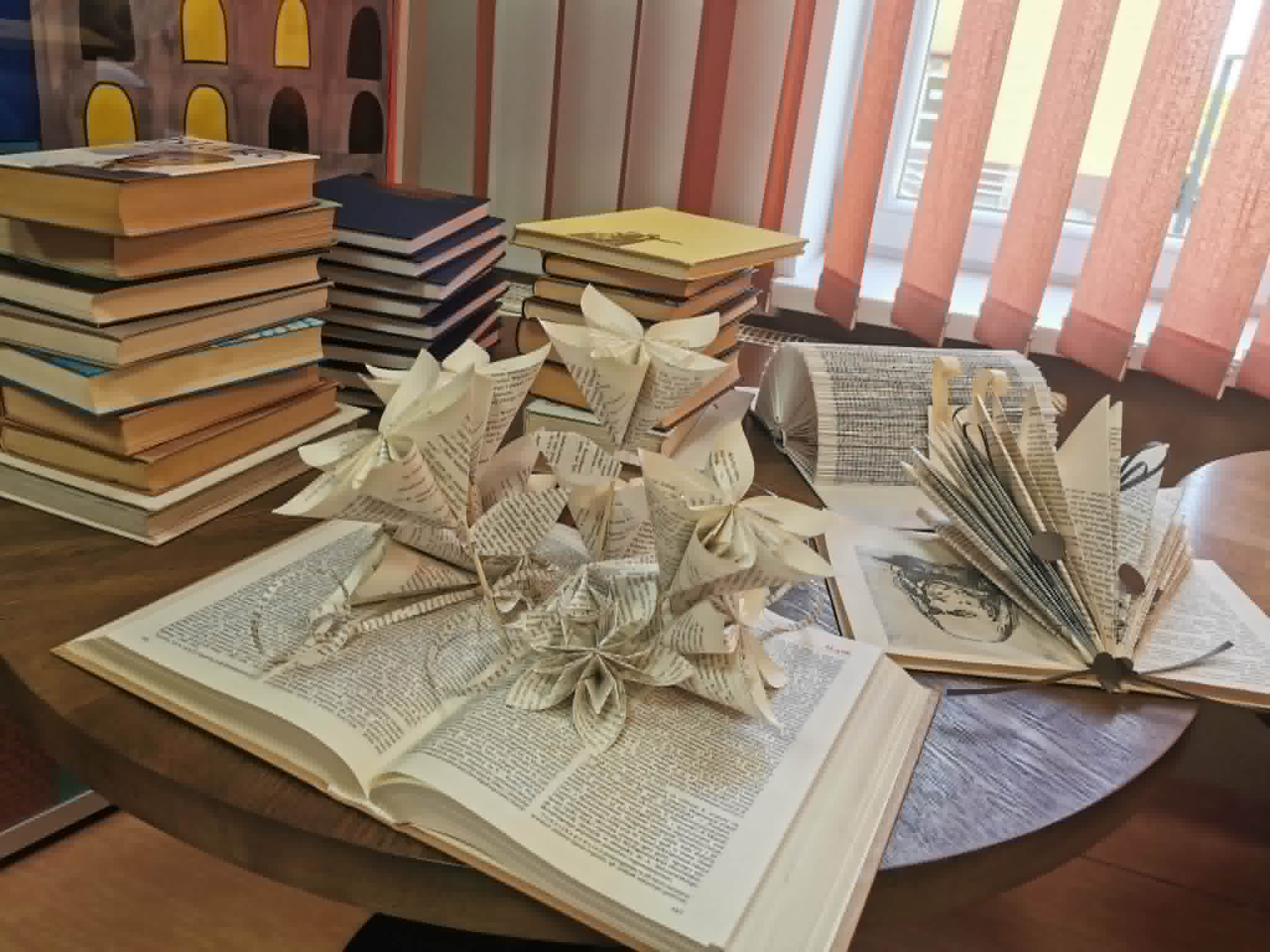 book origami kwiaty z papieru