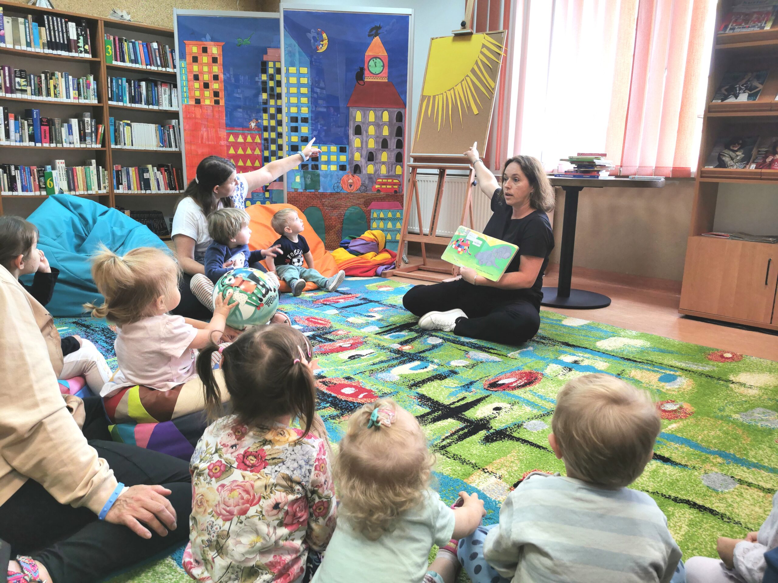 odwiedziny klubu dziecięcego maluszkowo ze sławkowa wspólna zabawa