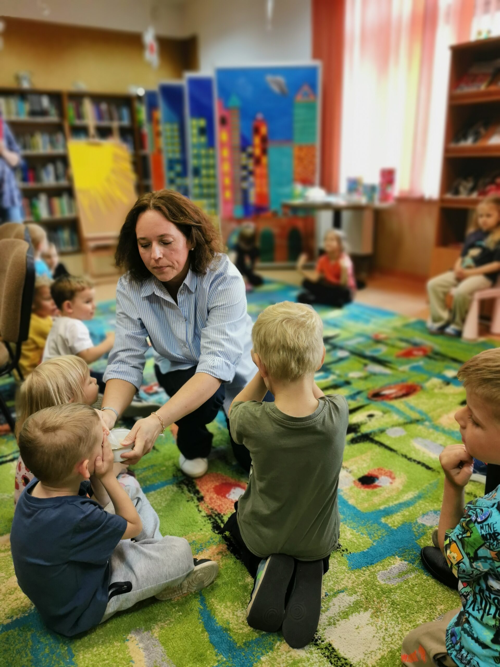 lekcja biblioteczna dla przedszkolaków o lecie
