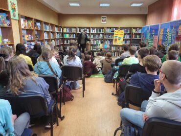 Spotkanie autorskie z Mikołajem Marcelą